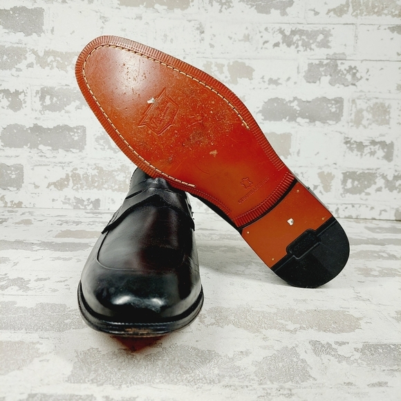 NEW Florsheim Black Leather Almond Toe Classic Slip On Loafers V548 main image 7